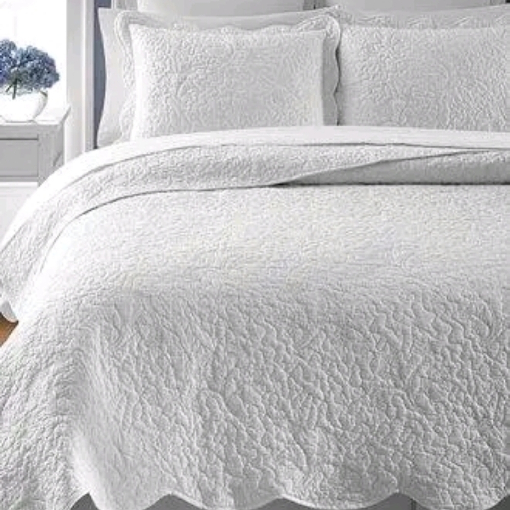 Martha Stewart Whisper Leaves Standard Sham White
